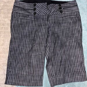 DAYTRIP DRESS/CASUAL CROP PANTS SIZE 3